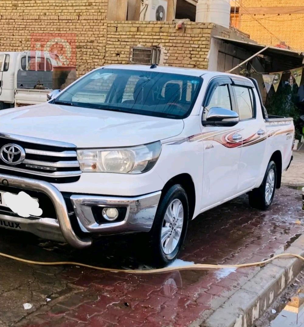 تويوتا هايلوكس